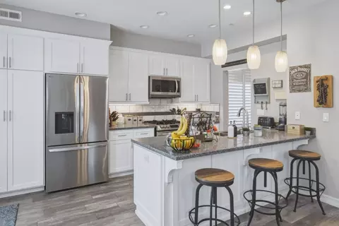 Kitchen - 17506 Sugarmill Rd, Salinas, CA 93908 photo 1 of 2