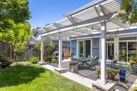 Exterior - 17506 Sugarmill Rd, Salinas, CA 93908 photo 2 of 3
