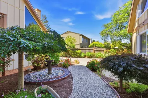 Exterior - 4301 Grace St 2, Capitola, CA 95010 photo 7 of 8