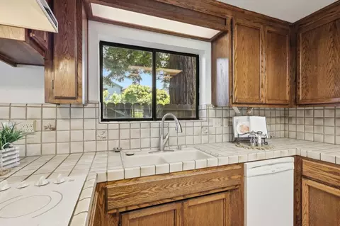 Kitchen - 4301 Grace St 2, Capitola, CA 95010 photo 2 of 5