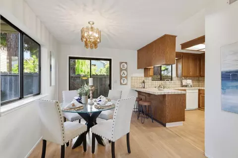 Dining - 4301 Grace St 2, Capitola, CA 95010 photo 1 of 2