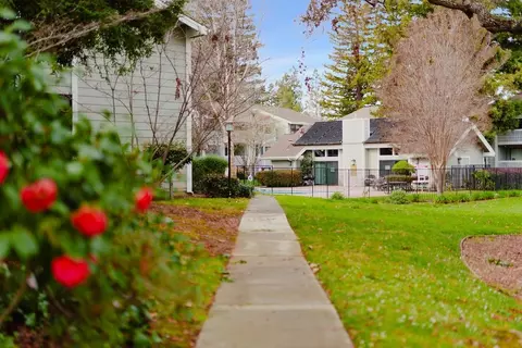 938 Clark Ave 50, Mountain View, CA 94040 photo 38