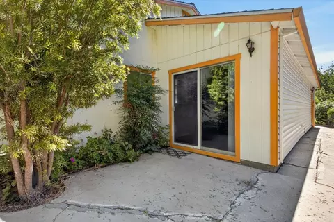 Exterior - 324 Barros St, Patterson, CA 95363 photo 3 of 8