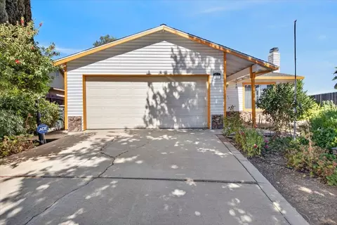 324 Barros St, Patterson, CA 95363