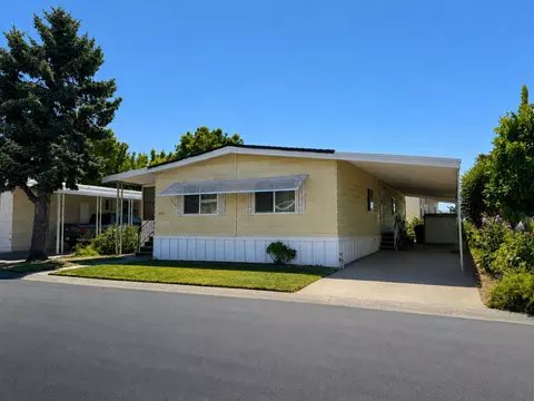 493 Seema Cir 493, Union City, CA 94587