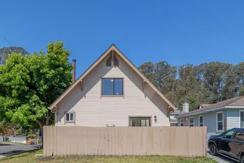 Exterior - 702 Beverly Ave, Capitola, CA 95010 photo 11 of 13