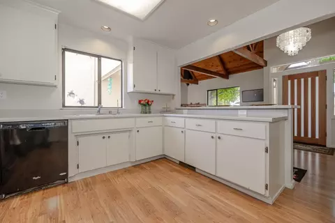Kitchen - 702 Beverly Ave, Capitola, CA 95010 photo 5 of 7