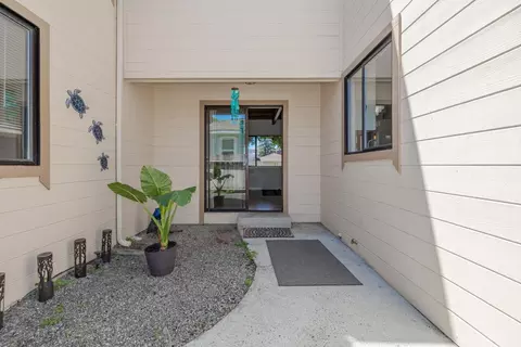 Exterior - 702 Beverly Ave, Capitola, CA 95010 photo 8 of 13