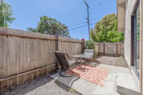 Exterior - 702 Beverly Ave, Capitola, CA 95010 photo 4 of 13
