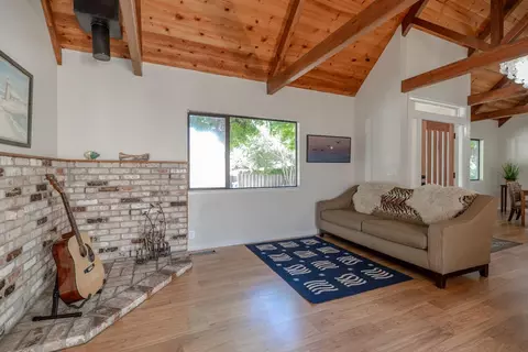 Living - 702 Beverly Ave, Capitola, CA 95010 photo 1 of 3