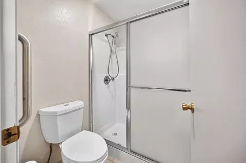 Bath - 1037 Olympic Ln, Seaside, CA 93955 photo 4 of 6