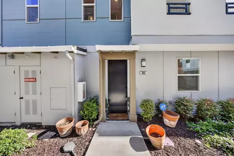 Exterior - 301 Baja Rose St, Milpitas, CA 95035 photo 2 of 5