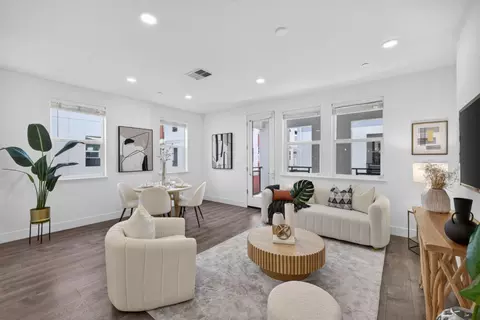 Living - 301 Baja Rose St, Milpitas, CA 95035 photo 4 of 4