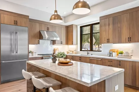 Kitchen - 221 Hope St, Mountain View, CA 94041 photo 3 of 4