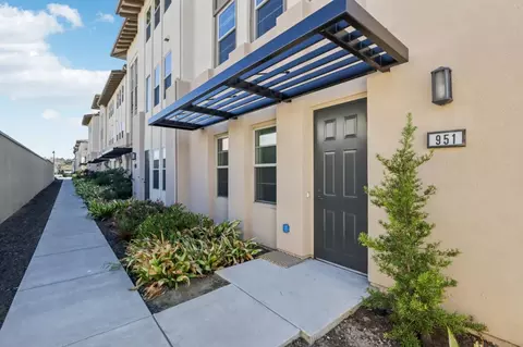 951 Arrowleaf Pl, San Jose, CA 95131