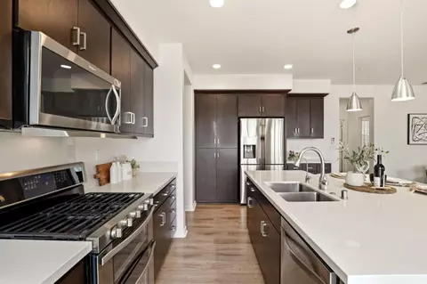 Kitchen - 37665 Breakers Rd, Newark, CA 94560 photo 2 of 2