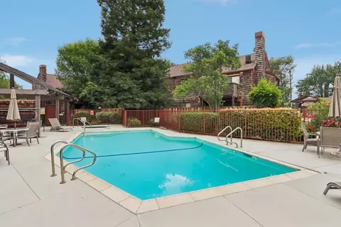 Exterior - 1555 Hecker Pass Rd E201, Gilroy, CA 95020 photo 7 of 8
