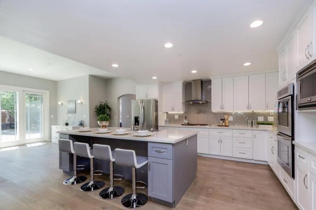 52 Murray Ct, Redwood City, CA 94061