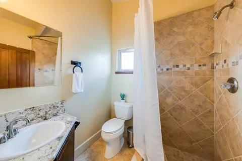 Bath - 1501 Hidden Valley Rd, Soquel, CA 95073 photo 10 of 10