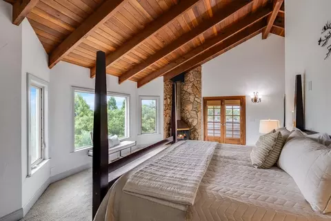 Bedroom - 1501 Hidden Valley Rd, Soquel, CA 95073 photo 2 of 8