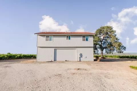 Exterior - 68277 Jolon Rd, Bradley, CA 93426 photo 3 of 5