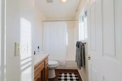 Bath - 68277 Jolon Rd, Bradley, CA 93426 photo 3 of 3