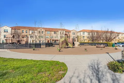 1427 Lavender Loop, Milpitas, CA 95035 photo 39