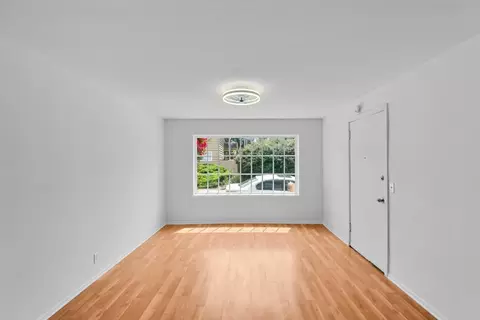 Living - 105 Stephen Rd, Aptos, CA 95003 photo 4 of 4