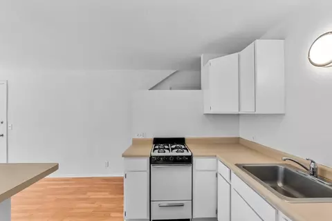 Kitchen - 105 Stephen Rd, Aptos, CA 95003 photo 5 of 5