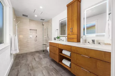 Bath - 6388 Forehand Ct, Aptos, CA 95003 photo 1 of 8