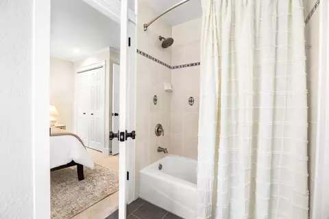 Bath - 6388 Forehand Ct, Aptos, CA 95003 photo 7 of 8
