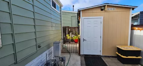 Contento Dr, Watsonville, CA 95076 photo 28