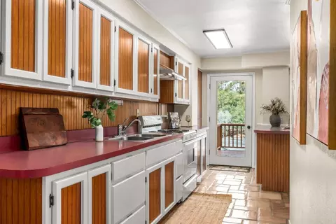 Kitchen - 144 Bowen Ave, Aptos, CA 95003 photo 4 of 5