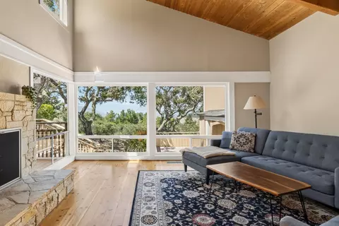 Living - 11675 Mccarthy Rd, Carmel Valley, CA 93924 photo 2 of 3