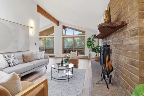 18 Middle Canyon Way B, Carmel Valley, CA 93924