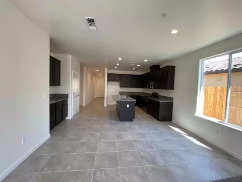 4449 Lacy Ln, Merced, CA 95348 photo 8
