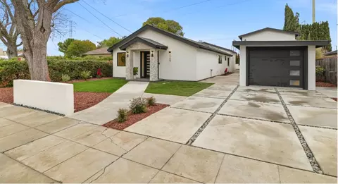3109 Maddux Dr, Palo Alto, CA 94303