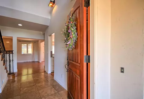 Entry Way - Ranchitos Del Sol, Aptos, CA 95003 photo 6 of 9