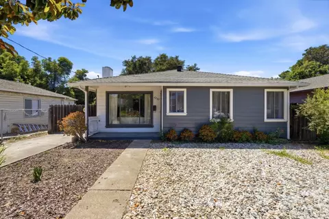 2247 Menalto Ave, East Palo Alto, CA 94303