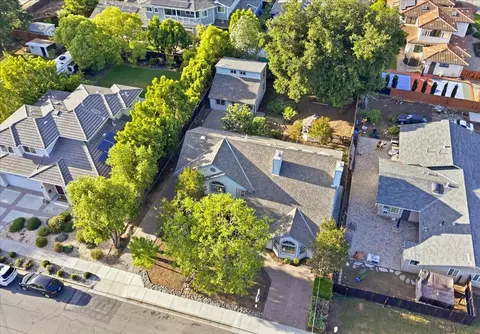 View/Area - 21075 Greenleaf Dr, Cupertino, CA 95014 photo 3 of 9