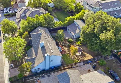 View/Area - 21075 Greenleaf Dr, Cupertino, CA 95014 photo 6 of 9