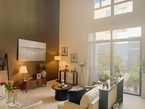 88 Bush St 2202, San Jose, CA 95126