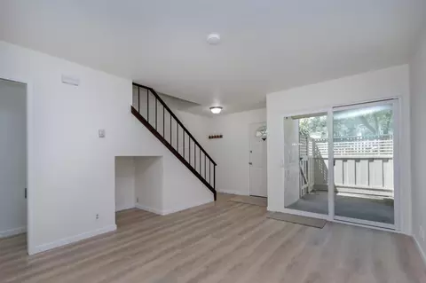 Living - 1166 Terra Nova Blvd, Pacifica, CA 94044 photo 5 of 5