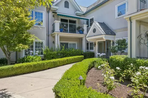 1 W Edith Ave D125, Los Altos, CA 94022