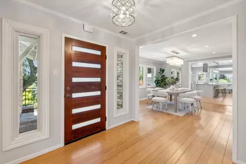 Entry Way - 635 Capuchino Dr, Millbrae, CA 94030 photo 2 of 3