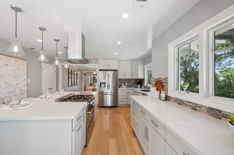 Kitchen - 635 Capuchino Dr, Millbrae, CA 94030 photo 3 of 8