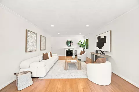 1115 Continentals Way 203, Belmont, CA 94002