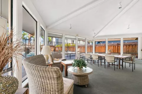 Dining - 400 Ortega Ave 122, Mountain View, CA 94040 photo 4 of 5