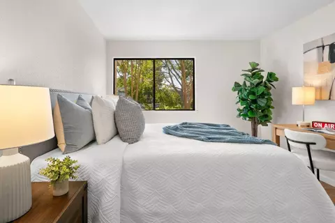 Bedroom - 400 Ortega Ave 122, Mountain View, CA 94040 photo 3 of 7