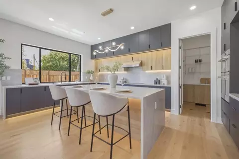Kitchen - 1691 S Springer Rd, Mountain View, CA 94040 photo 3 of 4